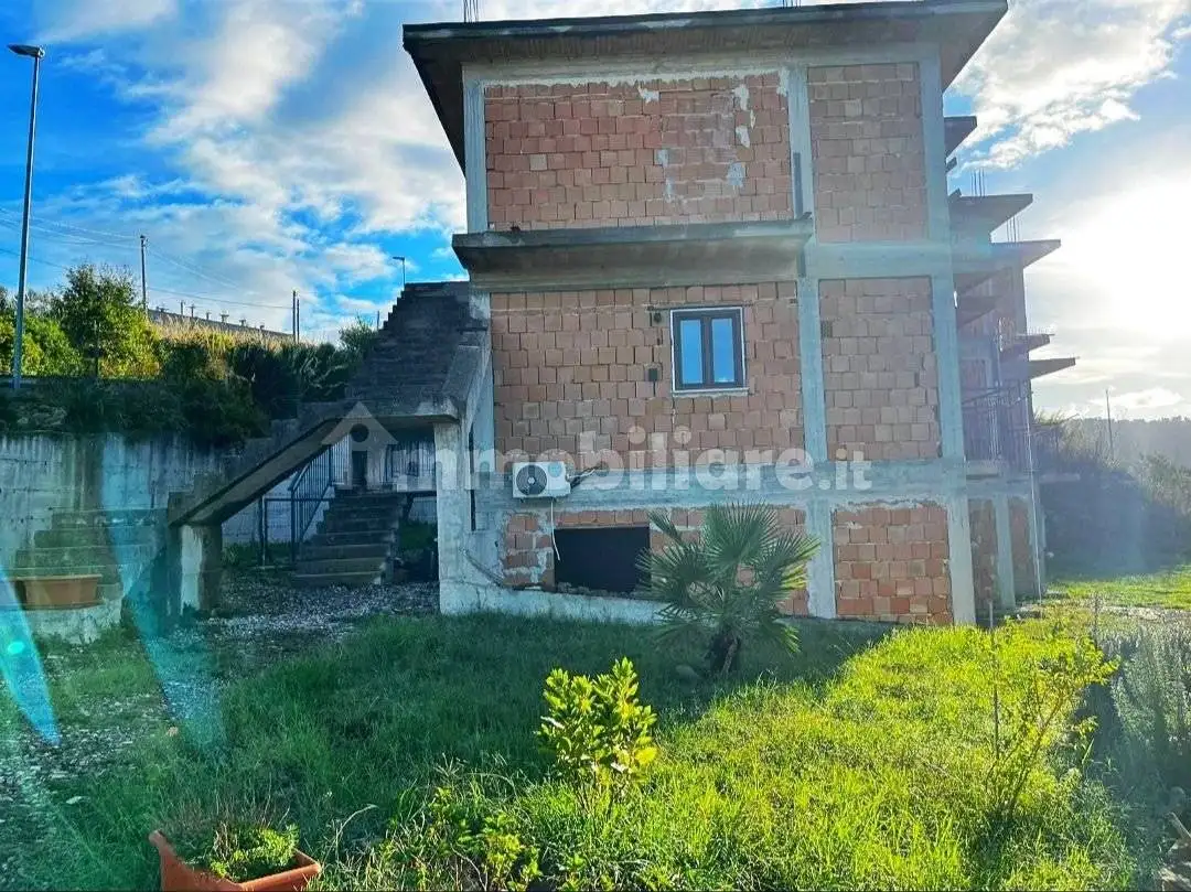 Palazzo - Edificio in vendita a Torchiara