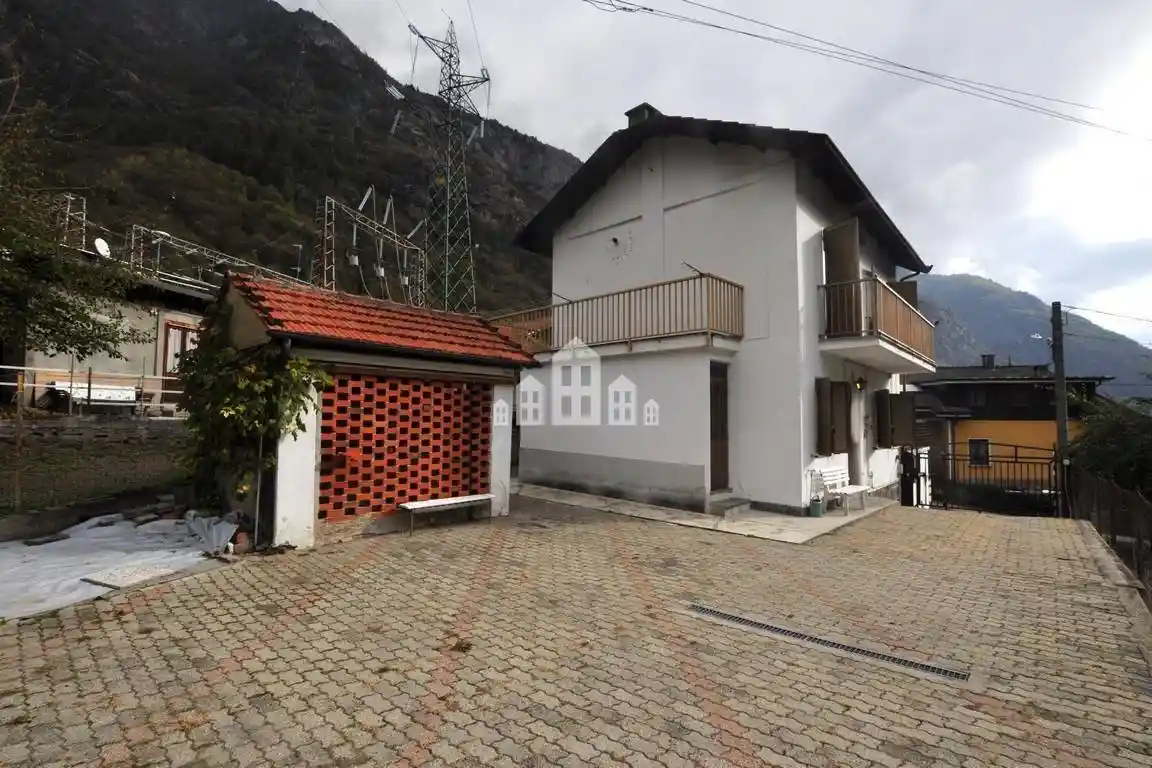 Casa indipendente in vendita a Locana