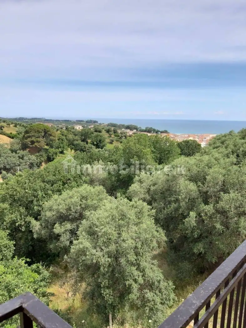 Appartamento in vendita a Crucoli