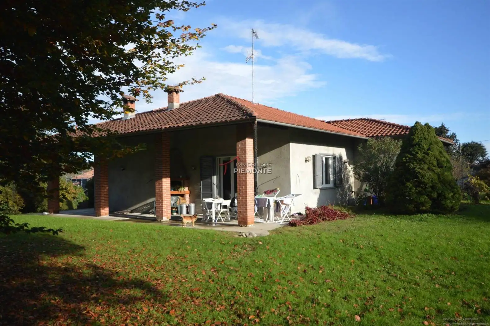 Villa unifamiliare via Oleggio Castello, Centro, Comignago - foto 2
