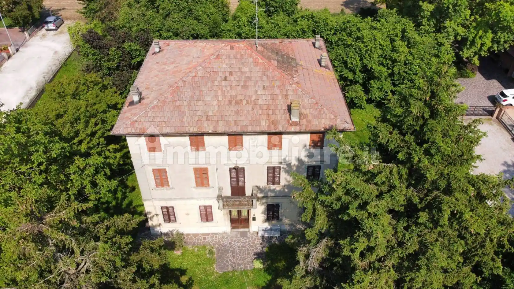 Palazzo - Edificio in vendita a Ravarino