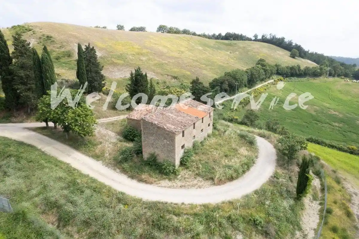 Rustico - Casale in vendita a Montone