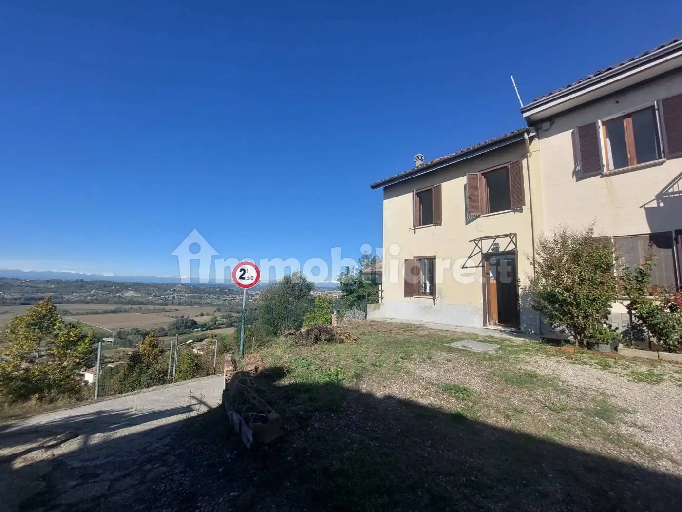 Rustico - Casale in vendita a Asti