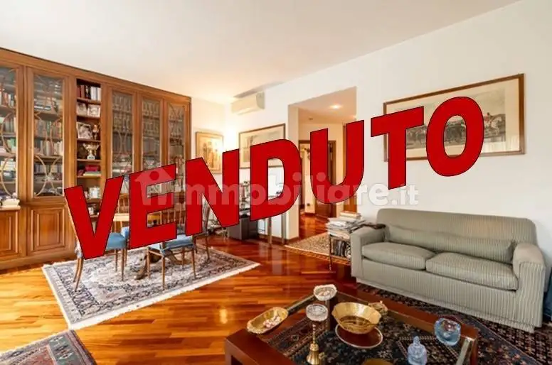 Apartment in vendita a Milan