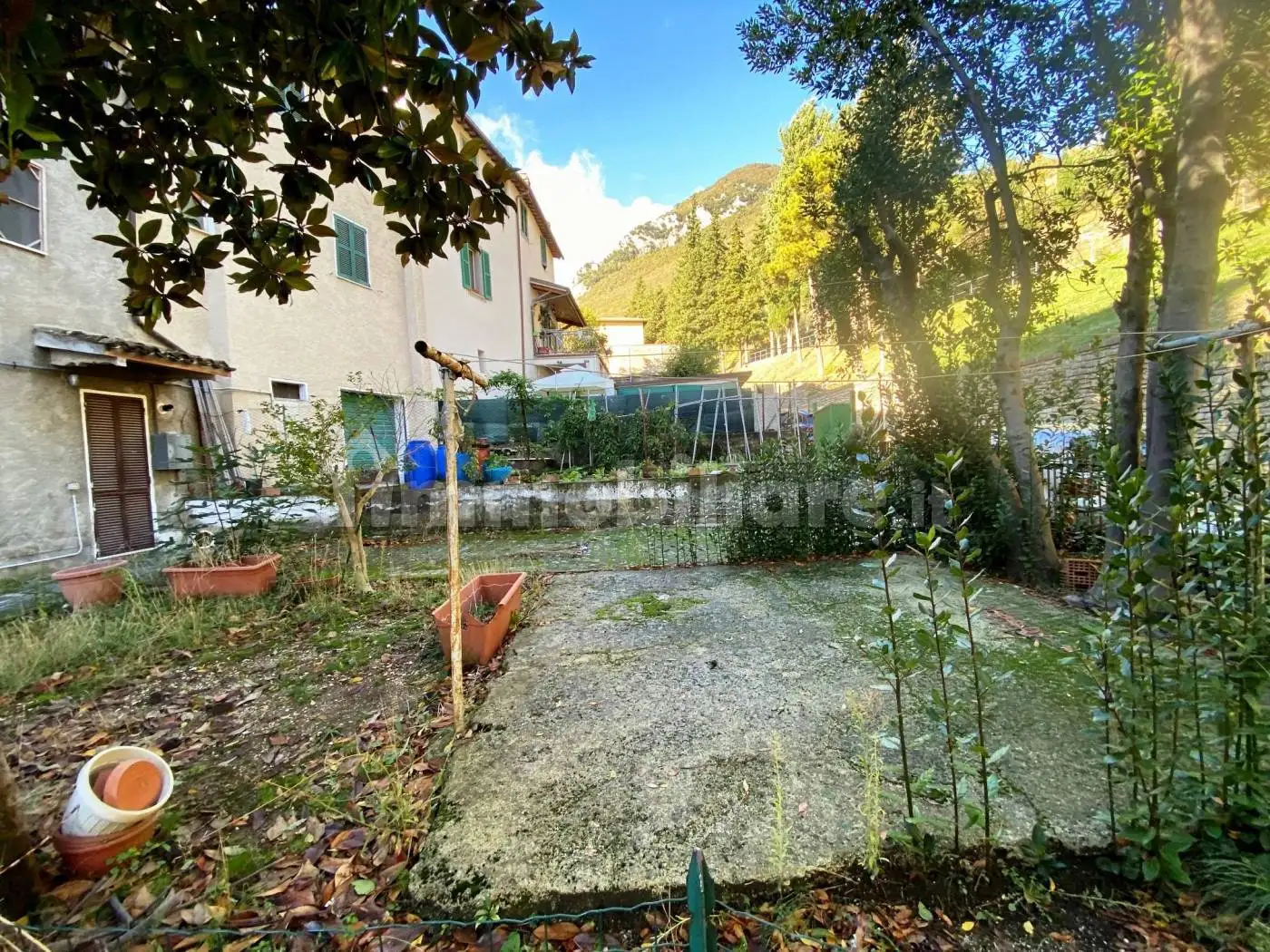 Trilocale buono stato, piano terra, Centro, Esanatoglia - foto 2