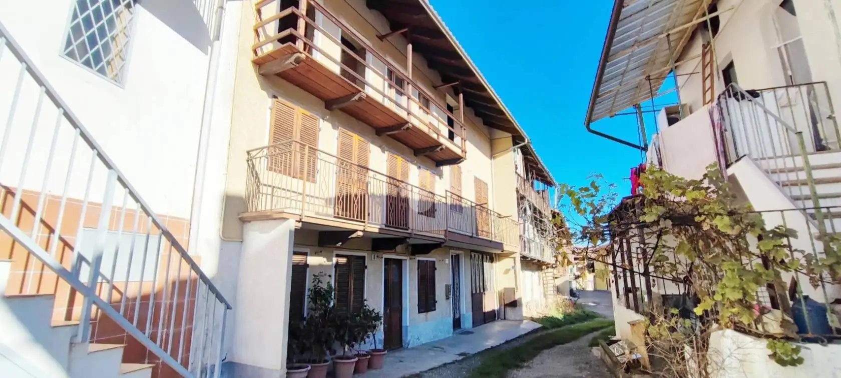 Casa indipendente in vendita a Vallo Torinese