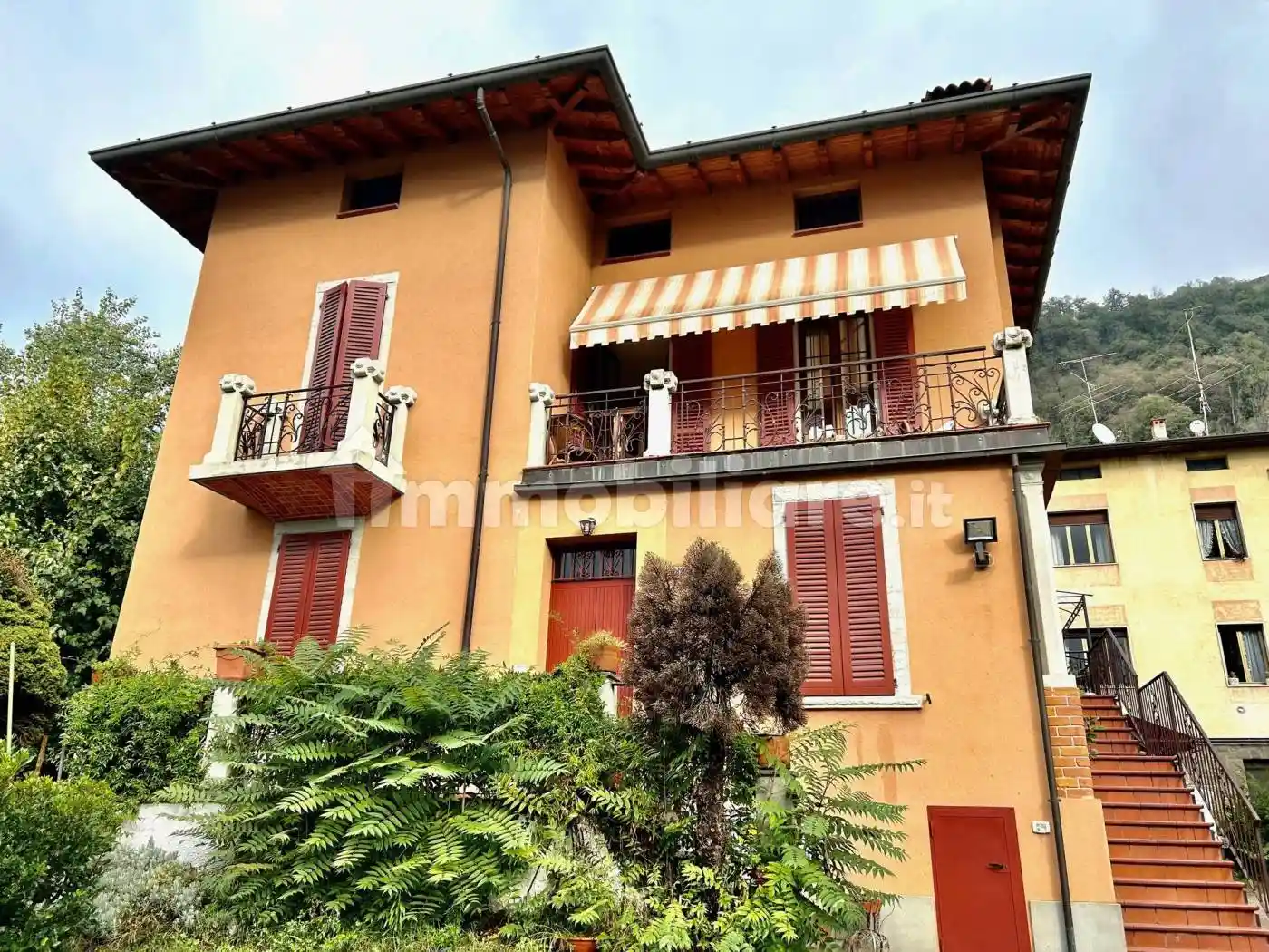 Villa in vendita a Sarnico