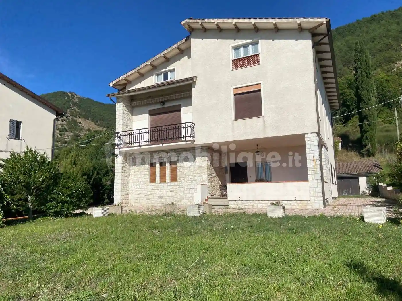 Appartamento in villa via Flaminia 6, Villa Col Dei Canali, Costacciaro - foto 3