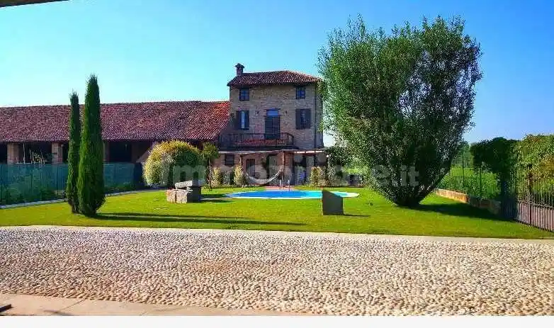 Rustico - Casale in vendita a Treviglio