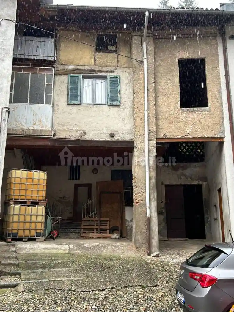 Rustico - Casale in vendita a Albese con Cassano