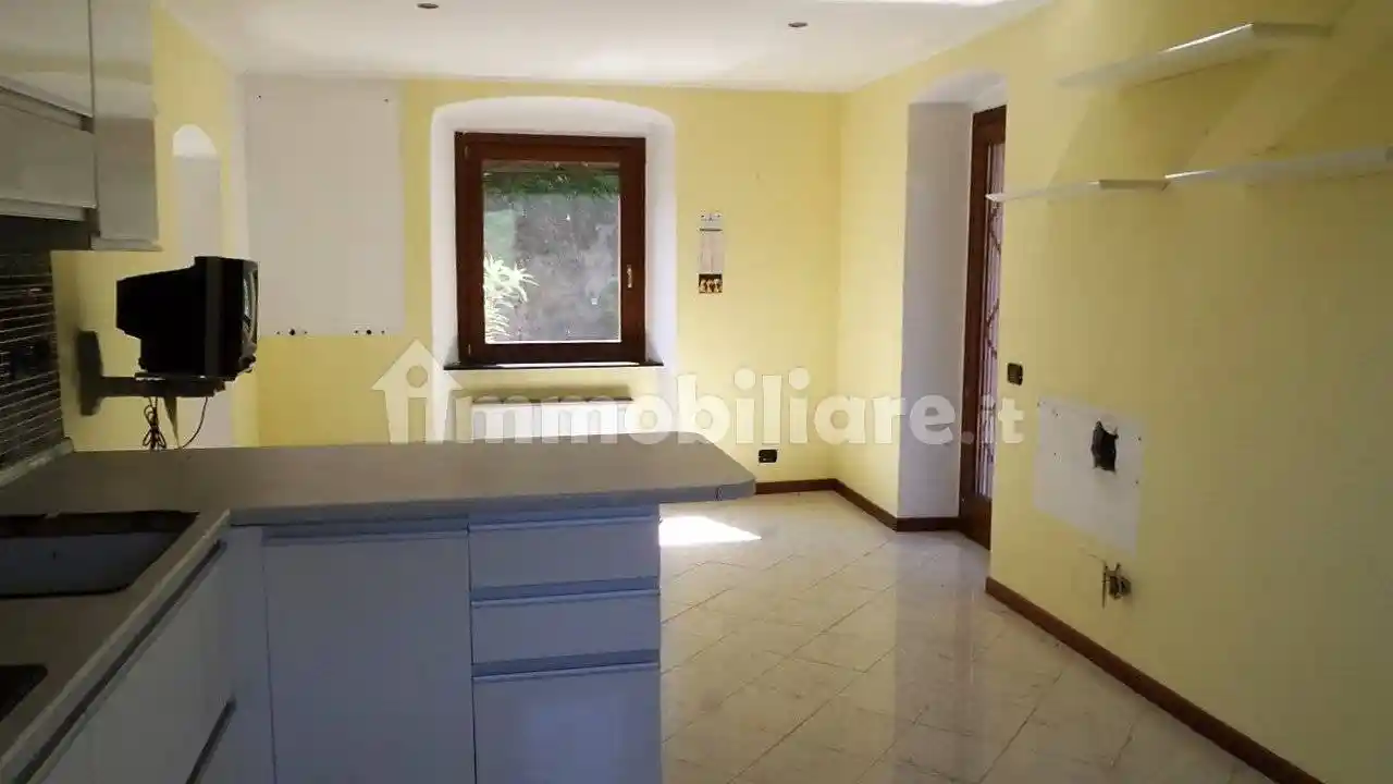 Appartamento in vendita a Campomorone