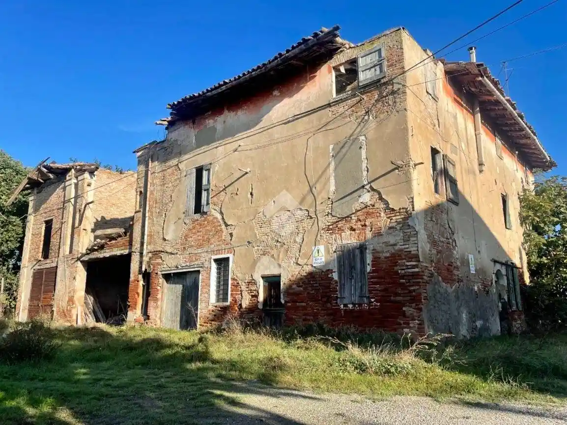 Rustico - Casale in vendita a Budrio