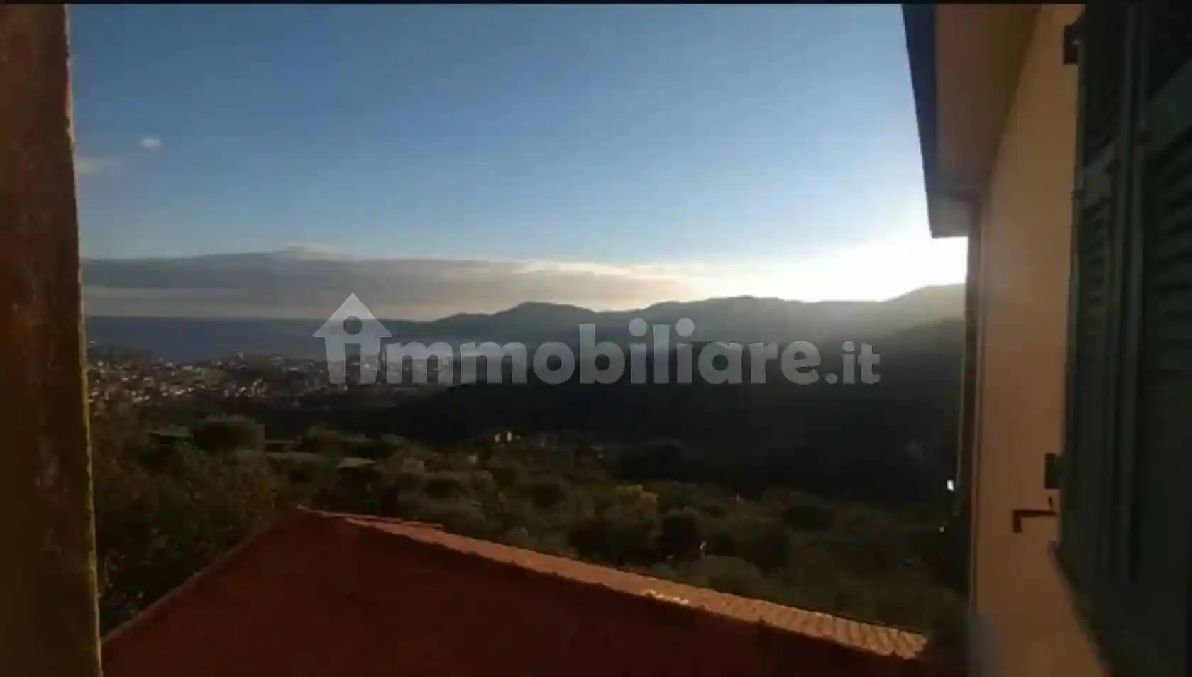 Casa indipendente in vendita a Calice al Cornoviglio