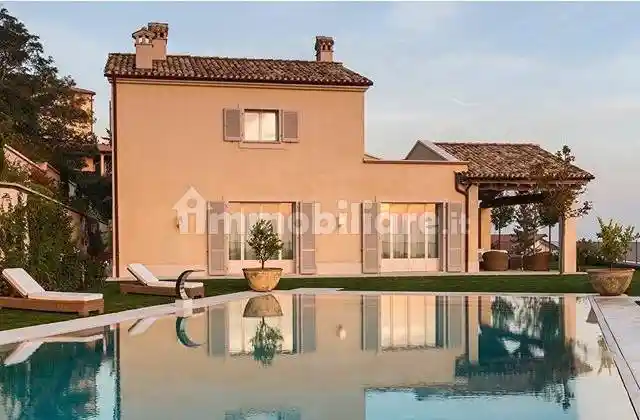 Rustico - Casale in vendita a Casalgrande