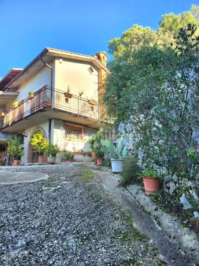 Villa in vendita a Narni