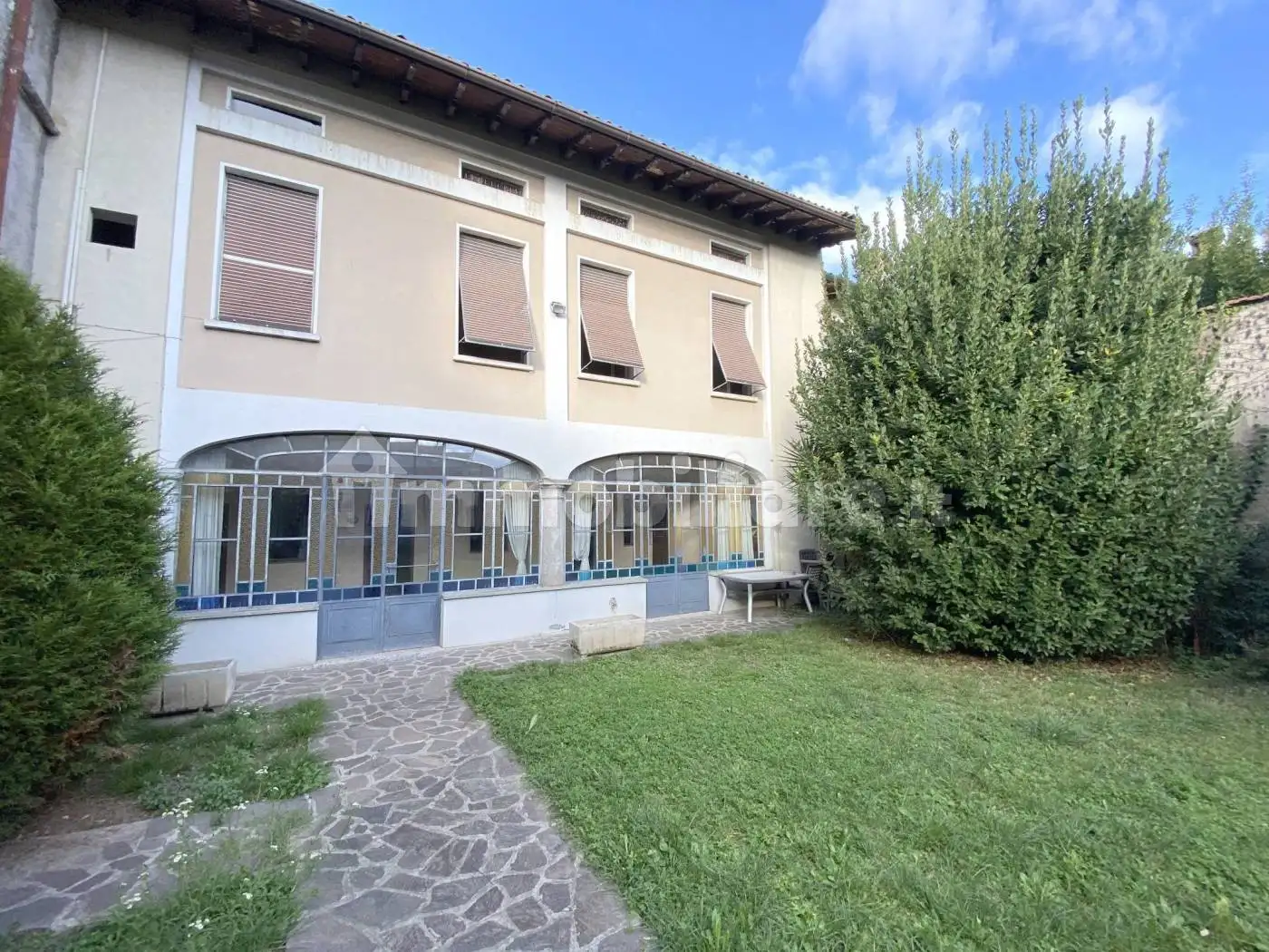Casa indipendente in vendita a Paderno Franciacorta