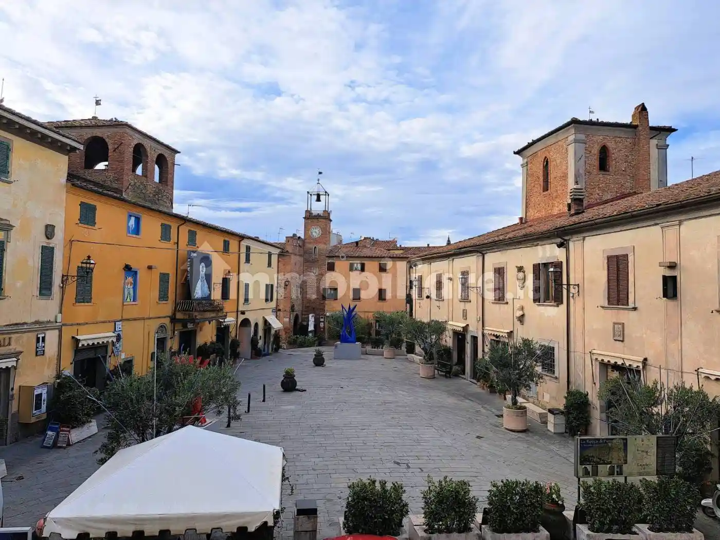 Casa indipendente in vendita a Lajatico