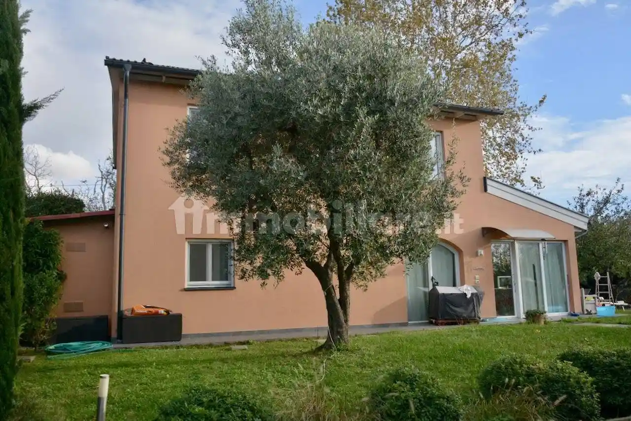 Villa in vendita a San Giuliano Terme