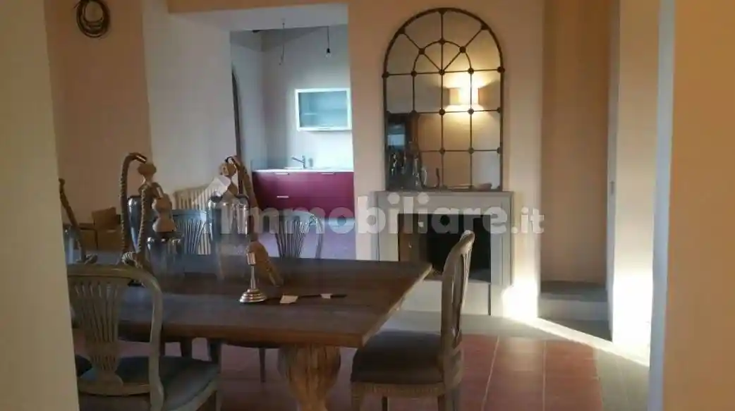 Casa indipendente in affitto a Empoli