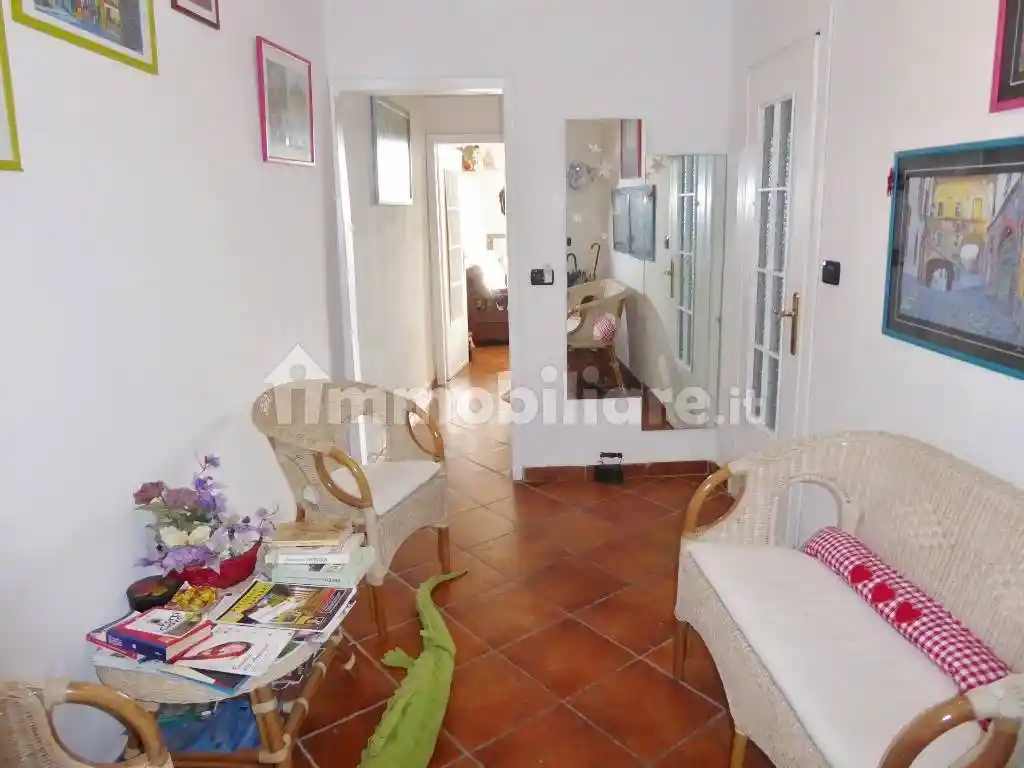 Casa indipendente in vendita a Pareto