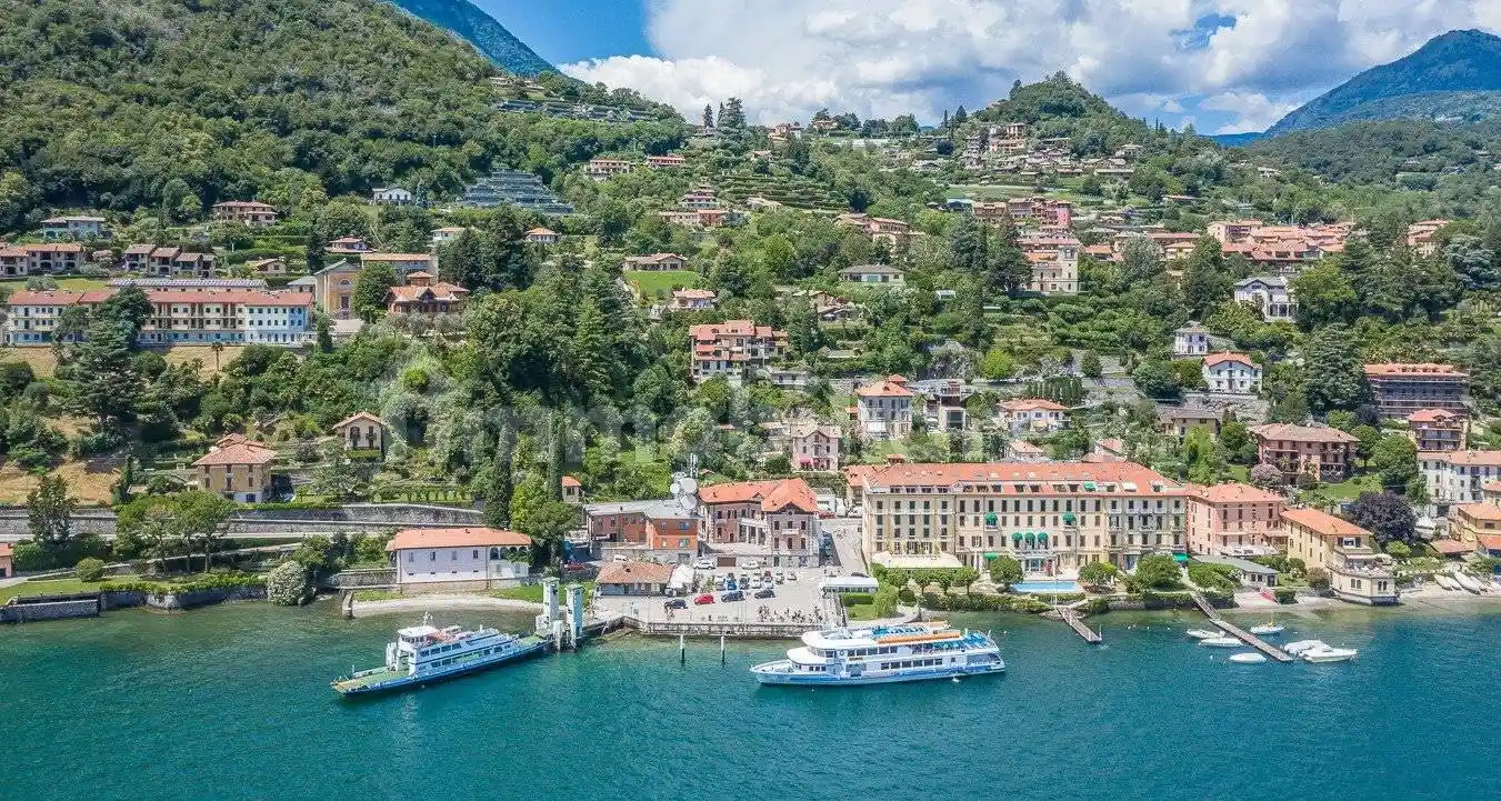 Appartamento in vendita a Menaggio