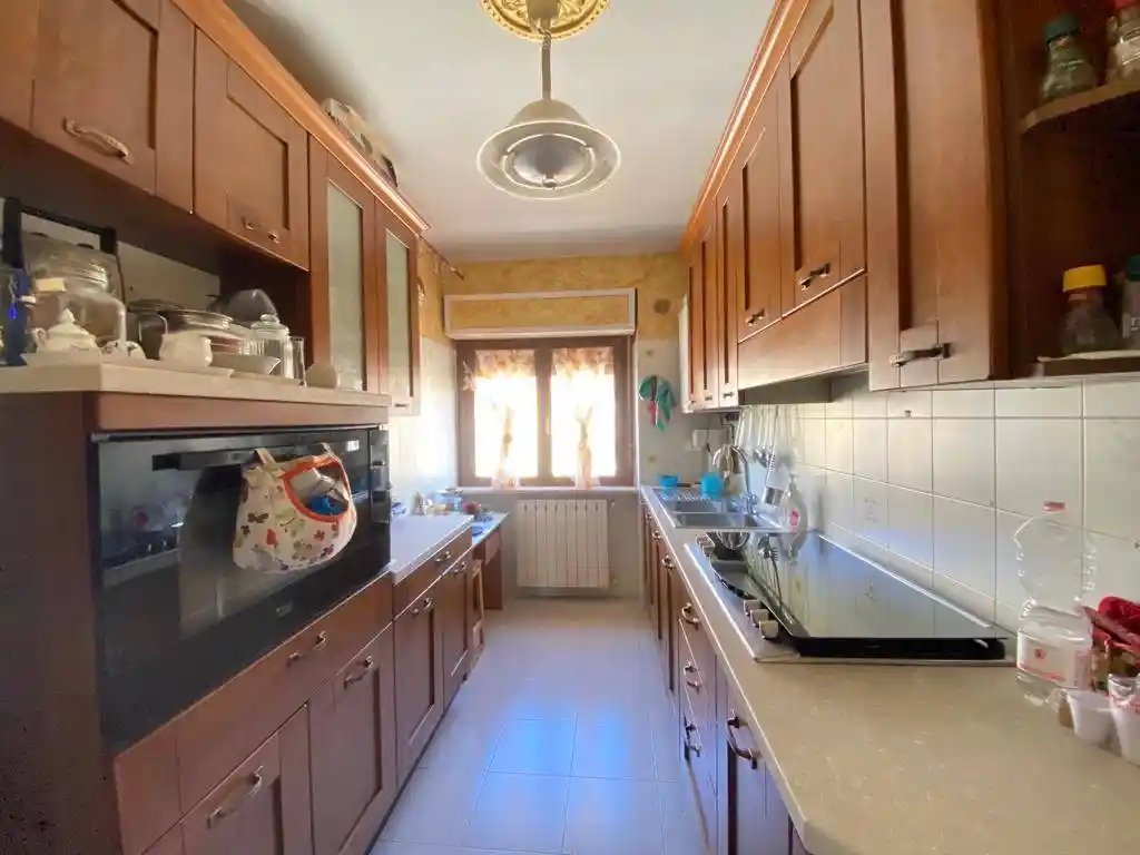 Quadrilocale via Giuseppe Saragat, Centro, Avezzano - foto 5