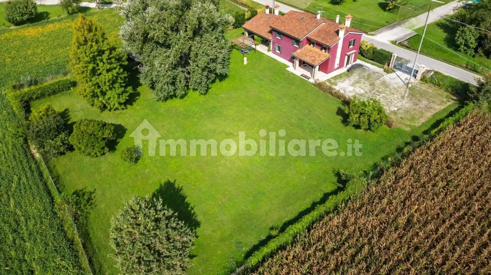 Villa in vendita a Santa Maria di Sala