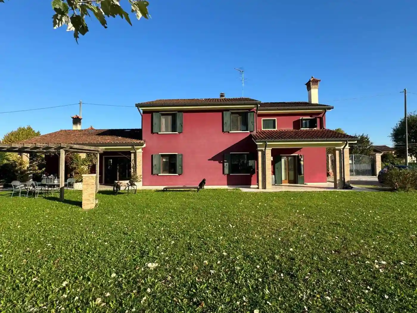 Villa - foto 2