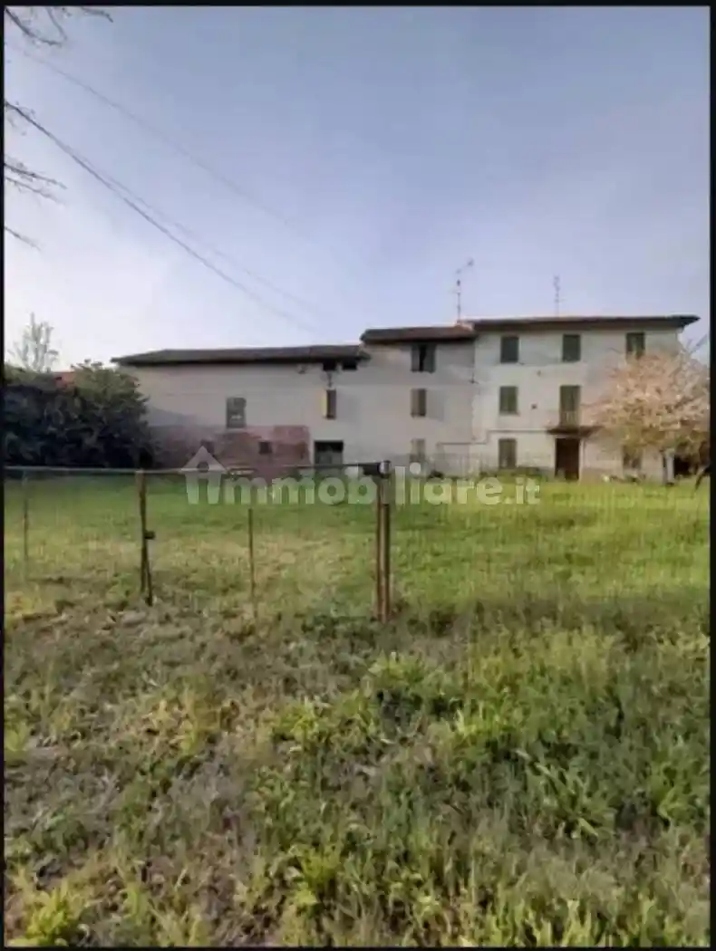 Casa indipendente in vendita a Sissa Trecasali