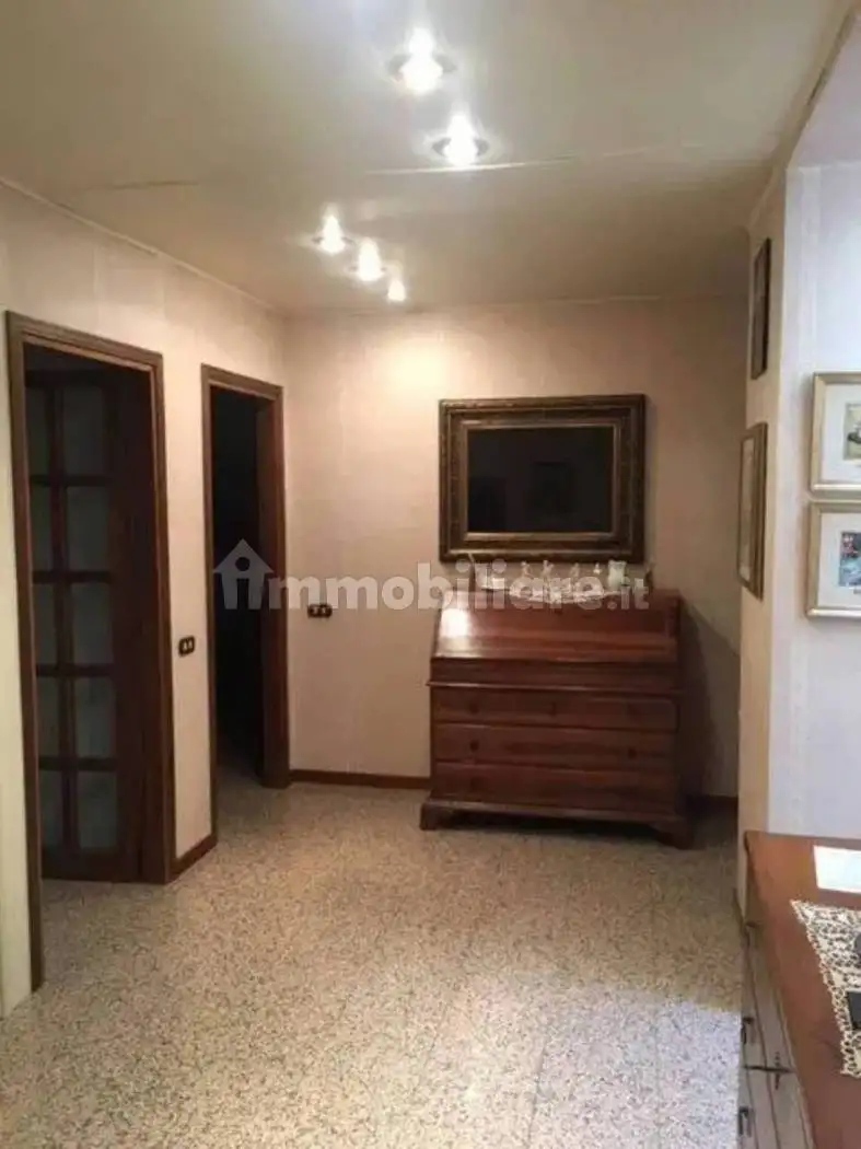 Terratetto unifamiliare piazza Ugo Zannoni, Volargne, Dolcè - foto 3