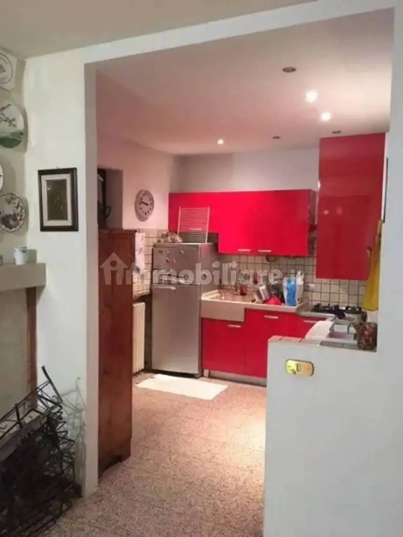 Terratetto unifamiliare piazza Ugo Zannoni, Volargne, Dolcè - foto 4