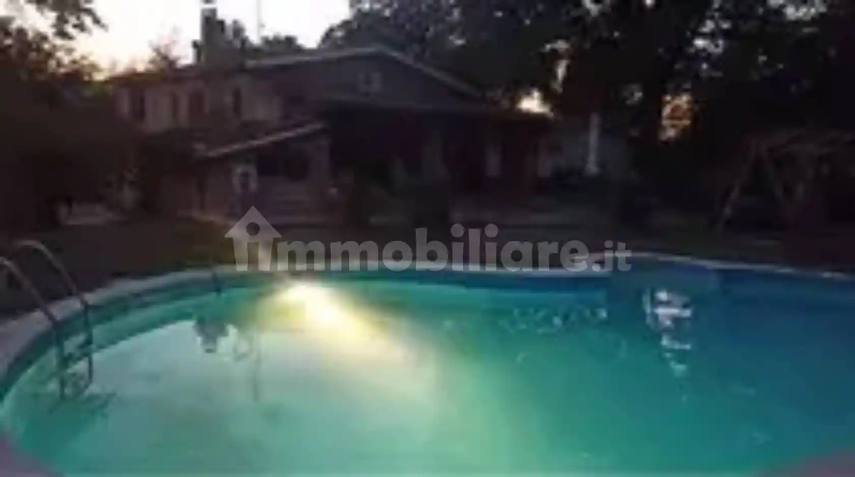 Villa in vendita a Matelica