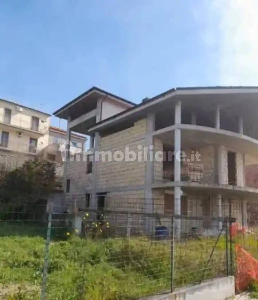 Terratetto unifamiliare via Fratelli Bandiera, Spoltore - foto 2