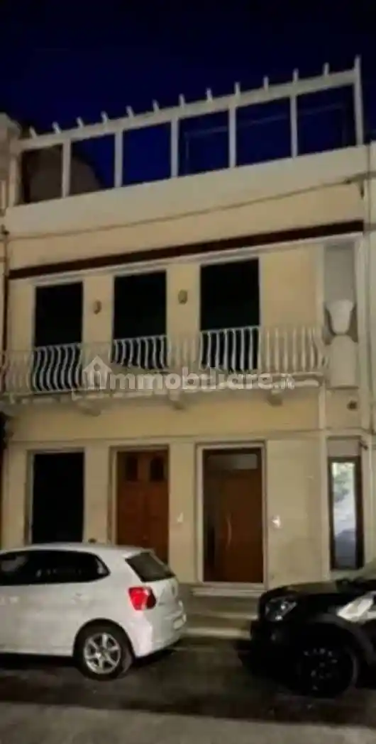 Appartamento in vendita a Viareggio