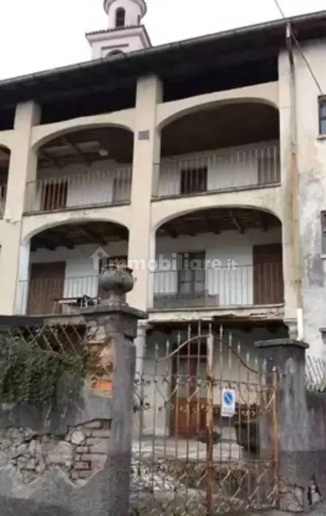 Casa indipendente in vendita a Duno