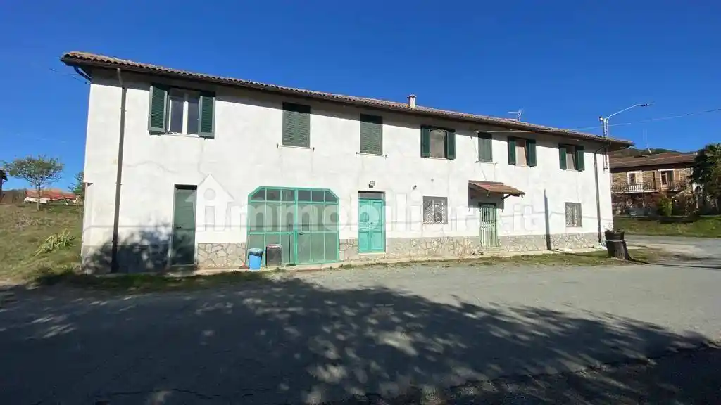 Villa in vendita a Cartosio