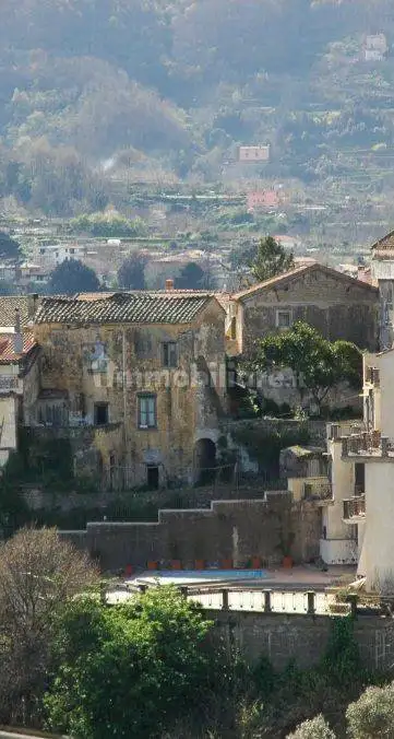Rustico - Casale in vendita a Cava de' Tirreni
