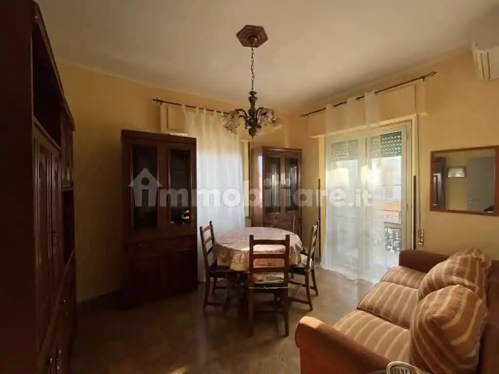 Trilocale via Vittorio Butera, Mater Domini - Cavita, Catanzaro - foto 2