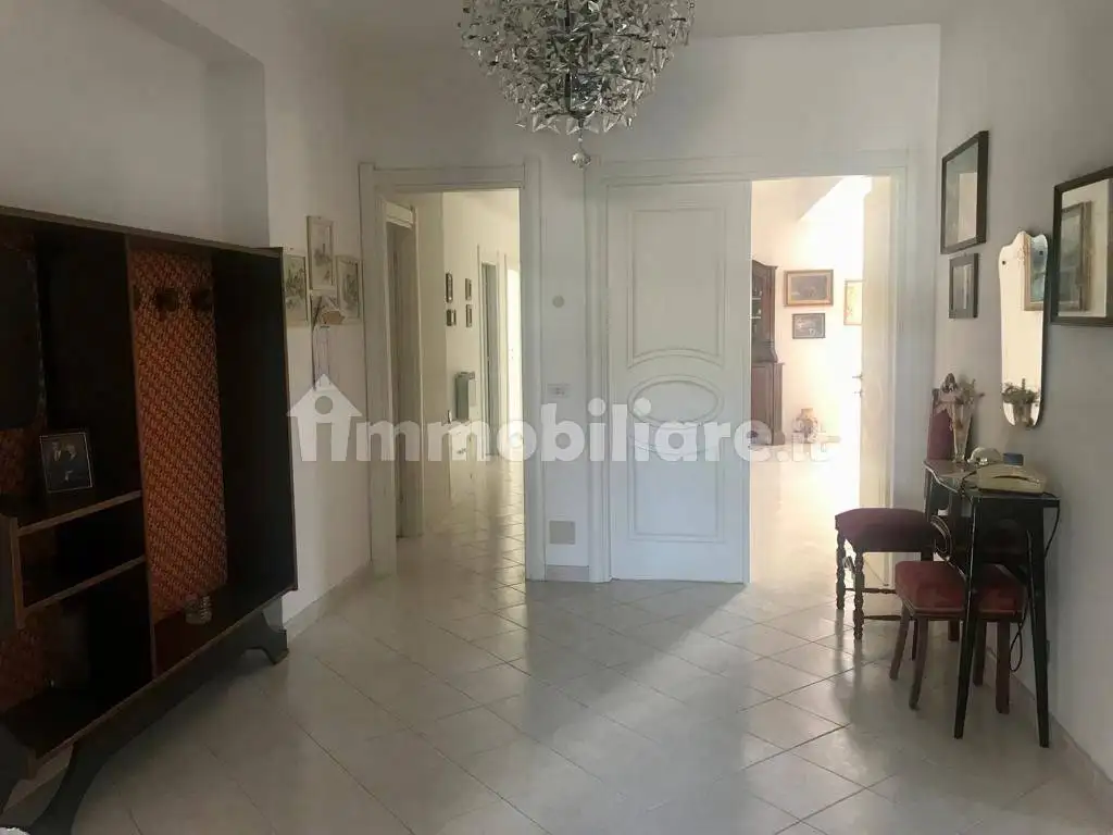 Quadrilocale corso Giuseppe Garibaldi 222, Torretta, Crucoli - foto 3