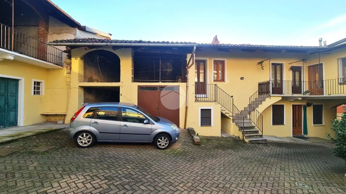 Terratetto plurifamiliare via Camillo Benso Conte di Cavour 26, Albiano d'Ivrea - foto 3