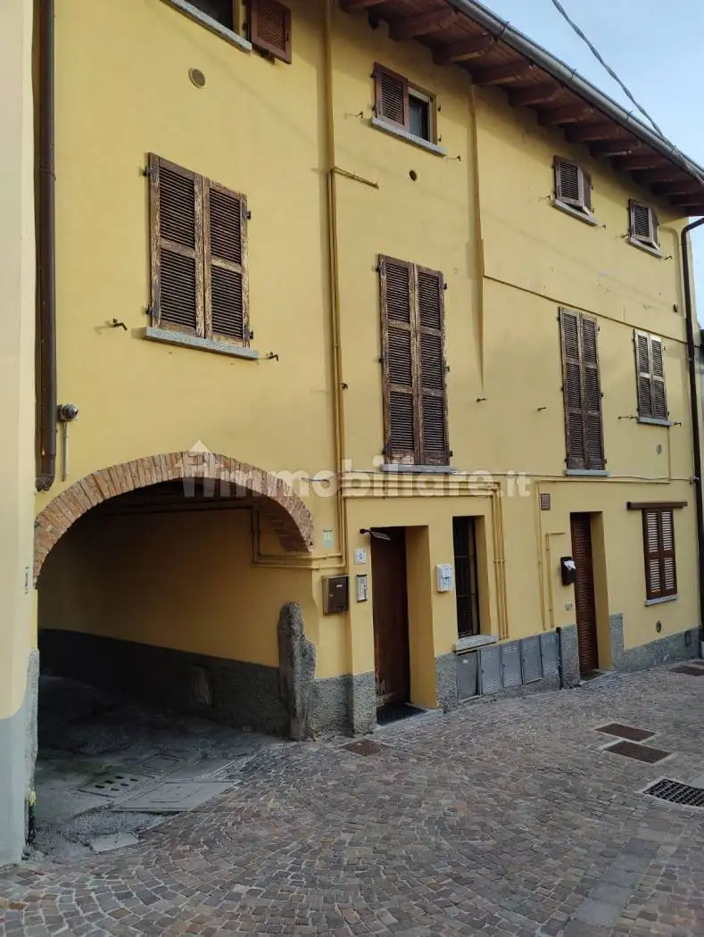 Appartamento in vendita a Pusiano