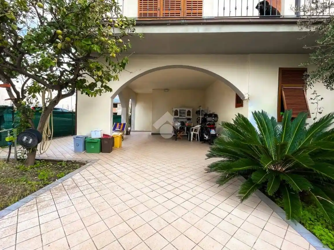 Villa in vendita a Massa