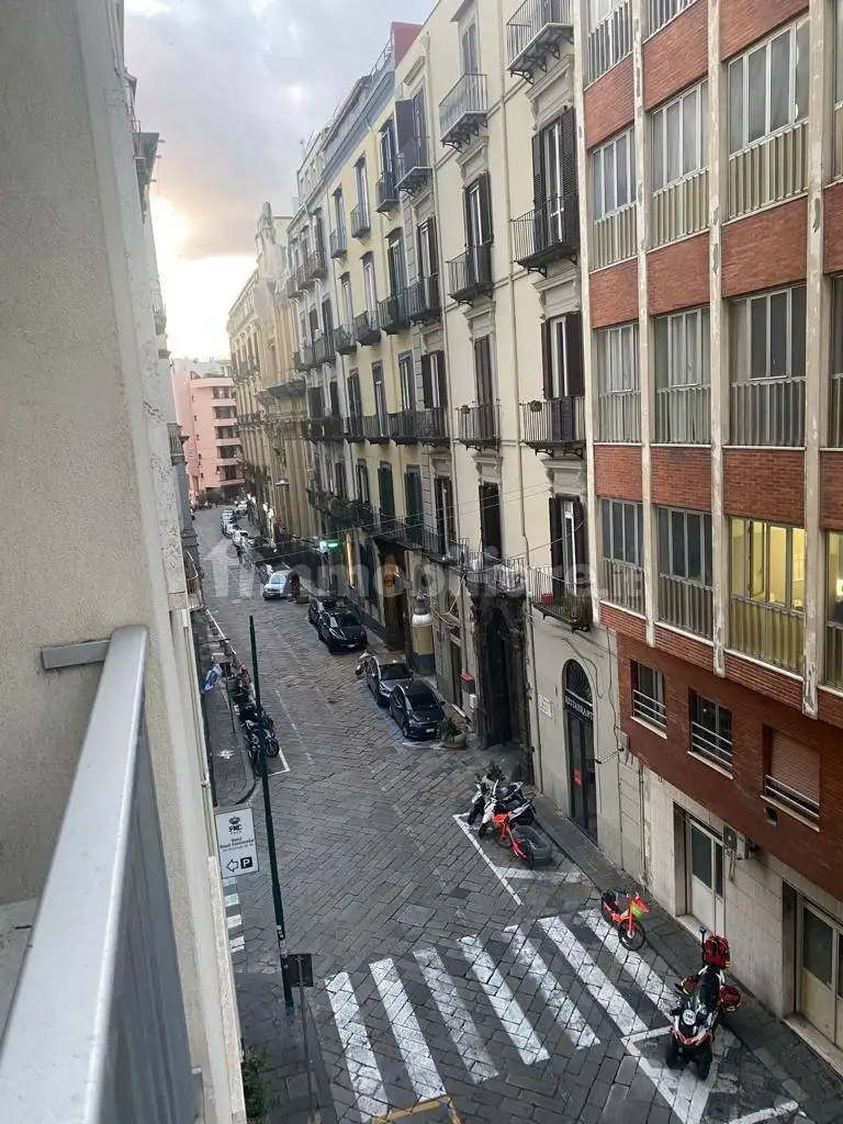Appartamento in affitto a Napoli