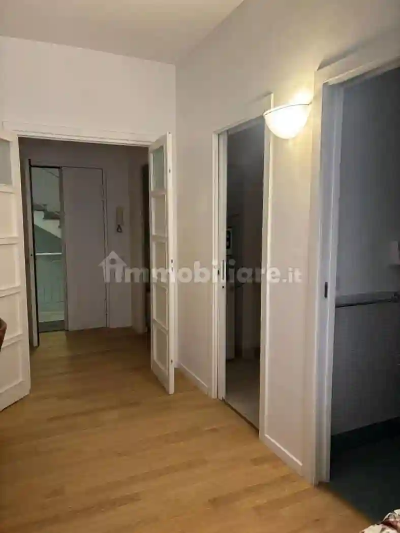 Trilocale via Chiatamone, Santa Lucia, Napoli - foto 4