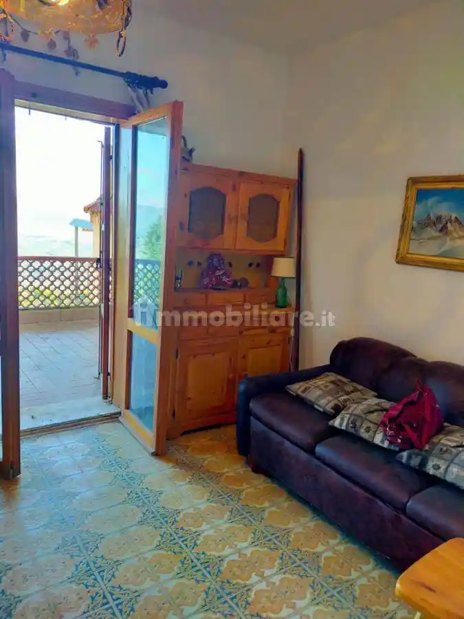 Appartamento in vendita a Vallinfreda