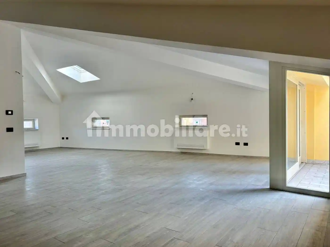 Appartamento in vendita a Sarzana