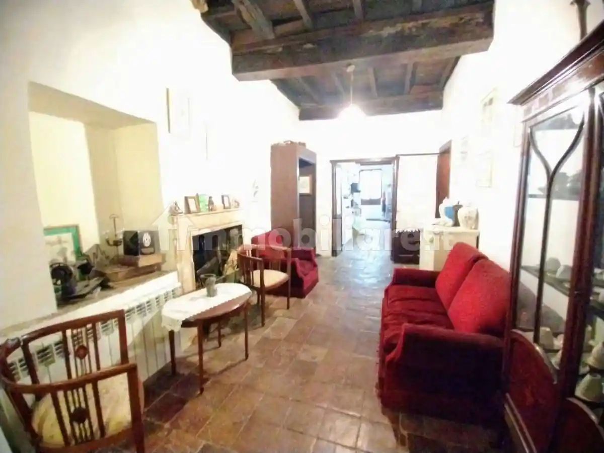 Appartamento via Borgo Vecchio 16, Centro, Tagliacozzo - foto 5