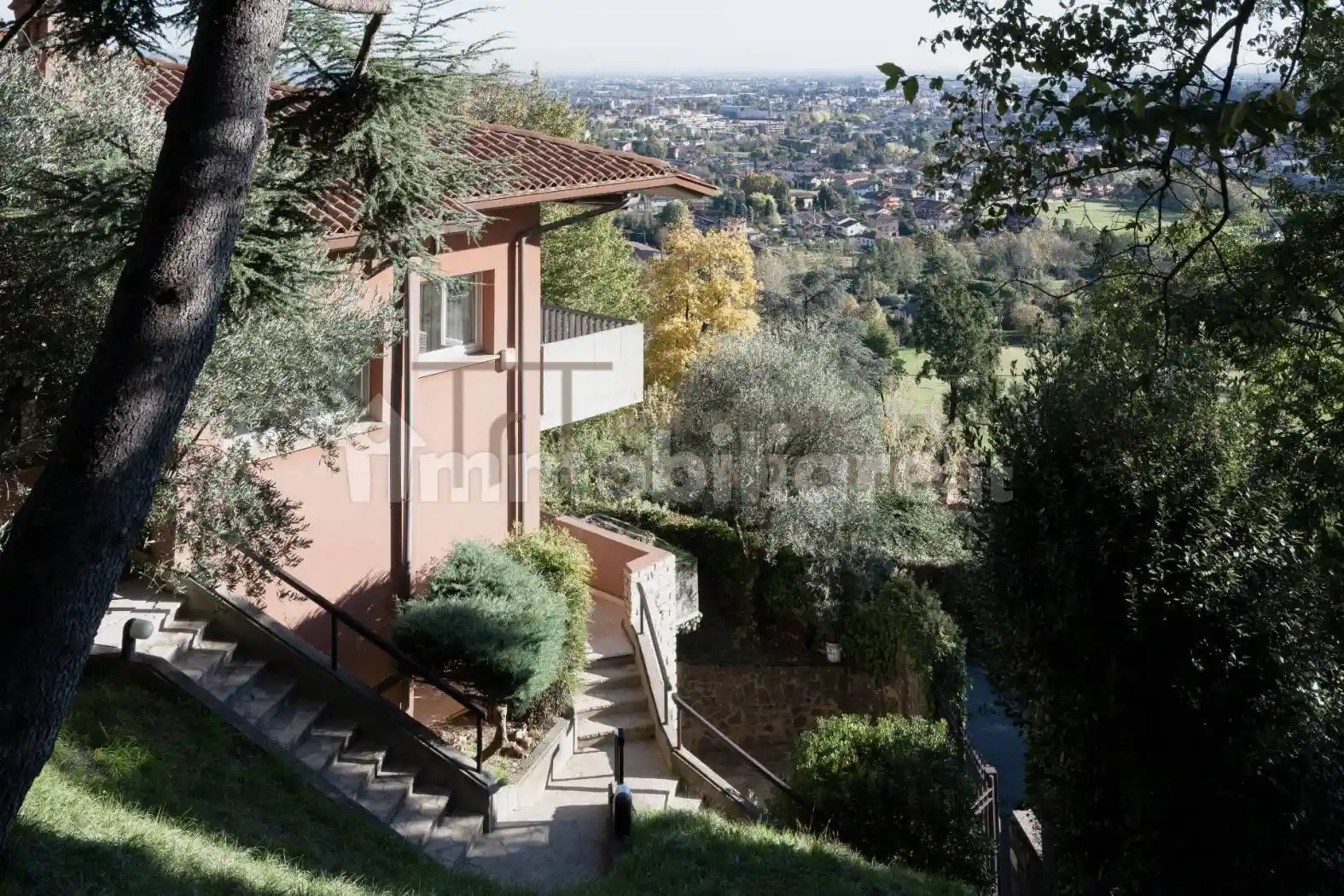 Villa in vendita a Ponteranica