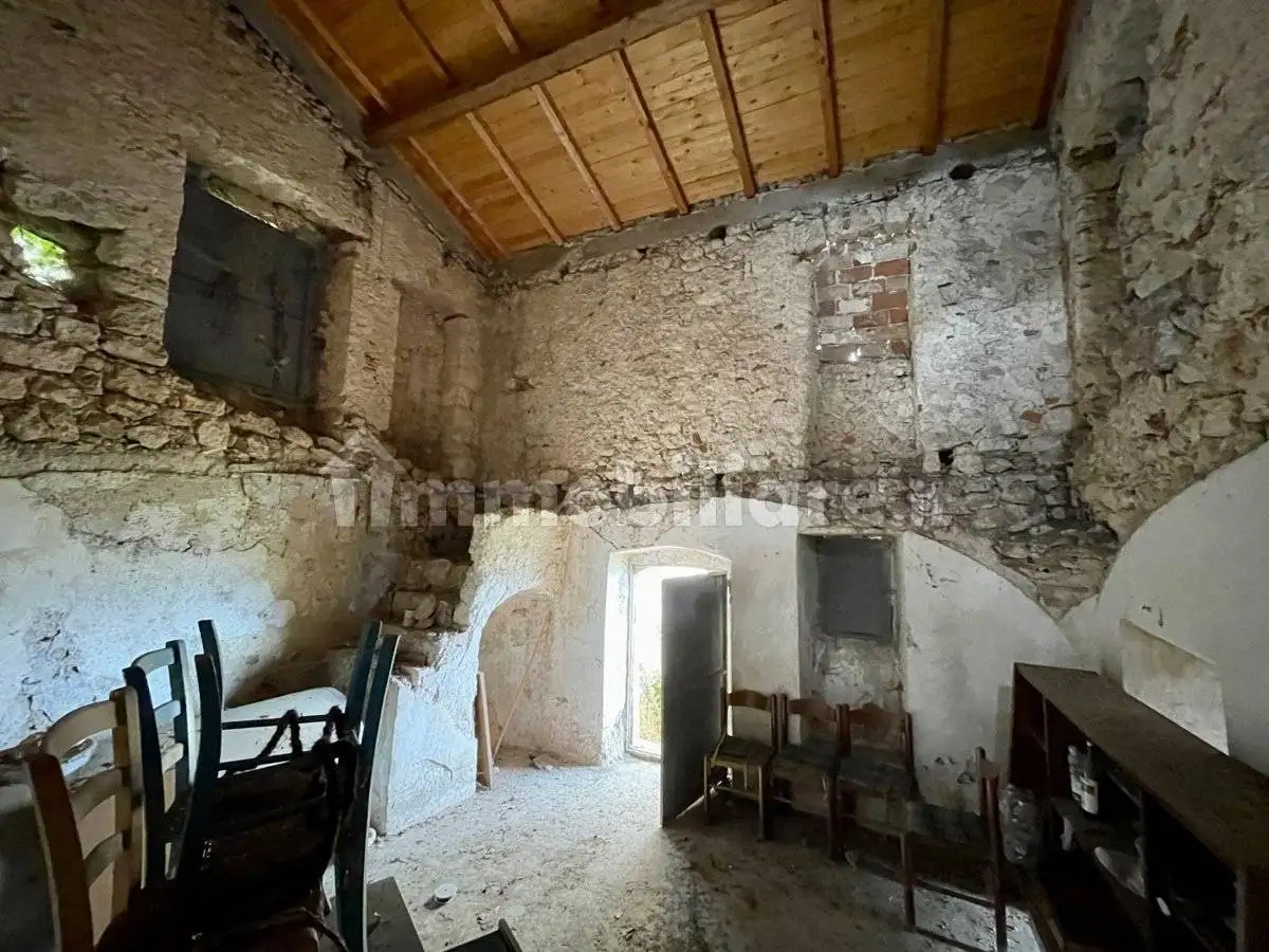 Terratetto unifamiliare Località Roccacalascio, snc, Calascio - foto 4