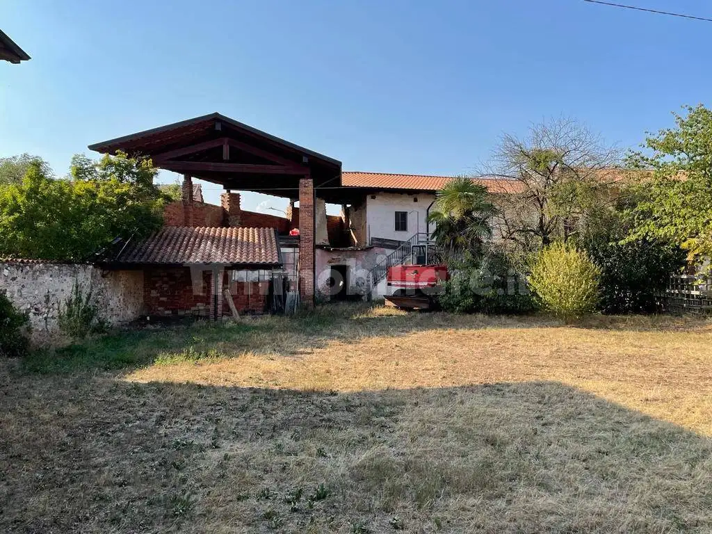 Casa indipendente in vendita a Cavaglietto